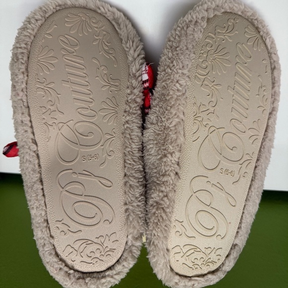 Holiday Reindeer Sherpa Slipper Boot - Picture 5 of 6